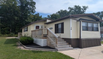 220 Maple Lane, Green Springs, 44836, 2 Bedroom Bedrooms, ,2 BathroomBathrooms,Residential,For Sale,Maple,20263784