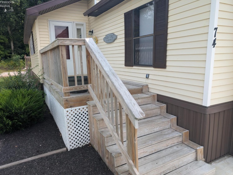 220 Maple Lane, Green Springs, 44836, 2 Bedroom Bedrooms, ,2 BathroomBathrooms,Residential,For Sale,Maple,20263784