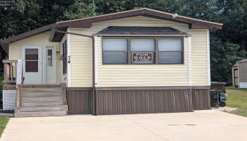 220 Maple Lane, Green Springs, 44836, 2 Bedroom Bedrooms, ,2 BathroomBathrooms,Residential,For Sale,Maple,20263784