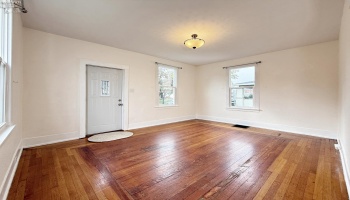 111 Main Street, Tiffin, 44883, 4 Bedroom Bedrooms, ,2 BathroomBathrooms,Residential,For Sale,Main,20264211