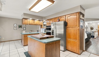 148 County Road 17, Tiffin, 44883, 3 Bedroom Bedrooms, ,3 BathroomBathrooms,Residential,For Sale,County Road 17,20264215