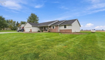 148 County Road 17, Tiffin, 44883, 3 Bedroom Bedrooms, ,3 BathroomBathrooms,Residential,For Sale,County Road 17,20264215