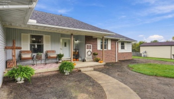 148 County Road 17, Tiffin, 44883, 3 Bedroom Bedrooms, ,3 BathroomBathrooms,Residential,For Sale,County Road 17,20264215
