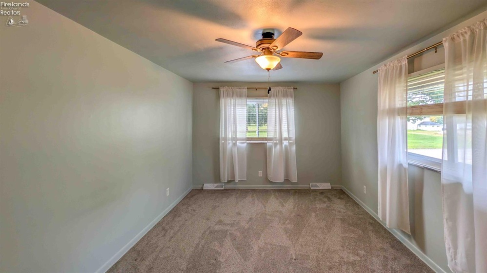 861 Fremont Street, Elmore, 43416, 3 Bedroom Bedrooms, ,2 BathroomBathrooms,Residential,For Sale,Fremont,20264229