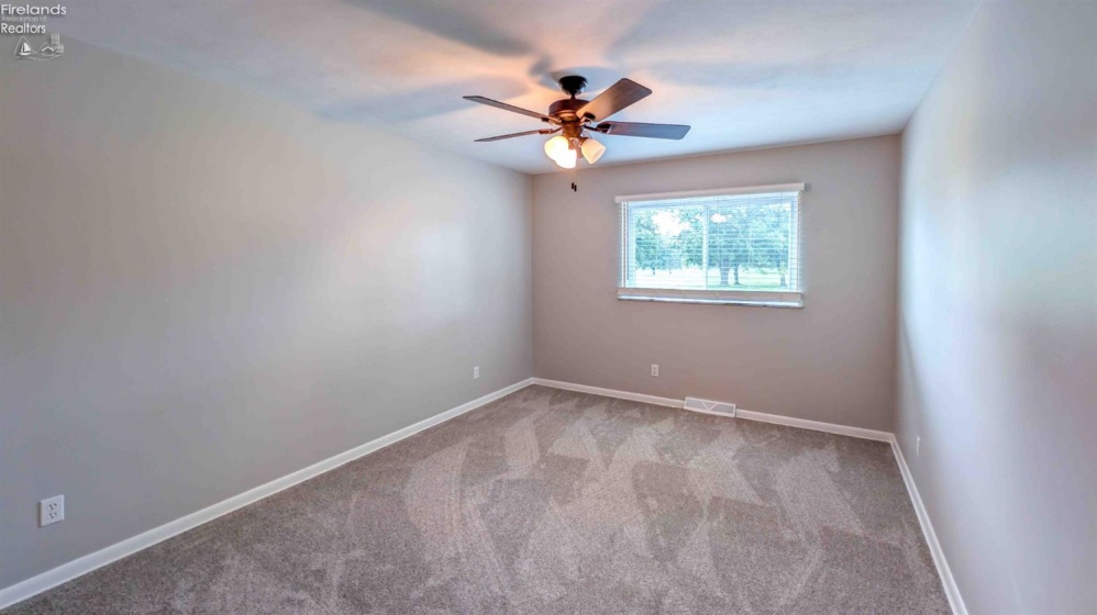 861 Fremont Street, Elmore, 43416, 3 Bedroom Bedrooms, ,2 BathroomBathrooms,Residential,For Sale,Fremont,20264229