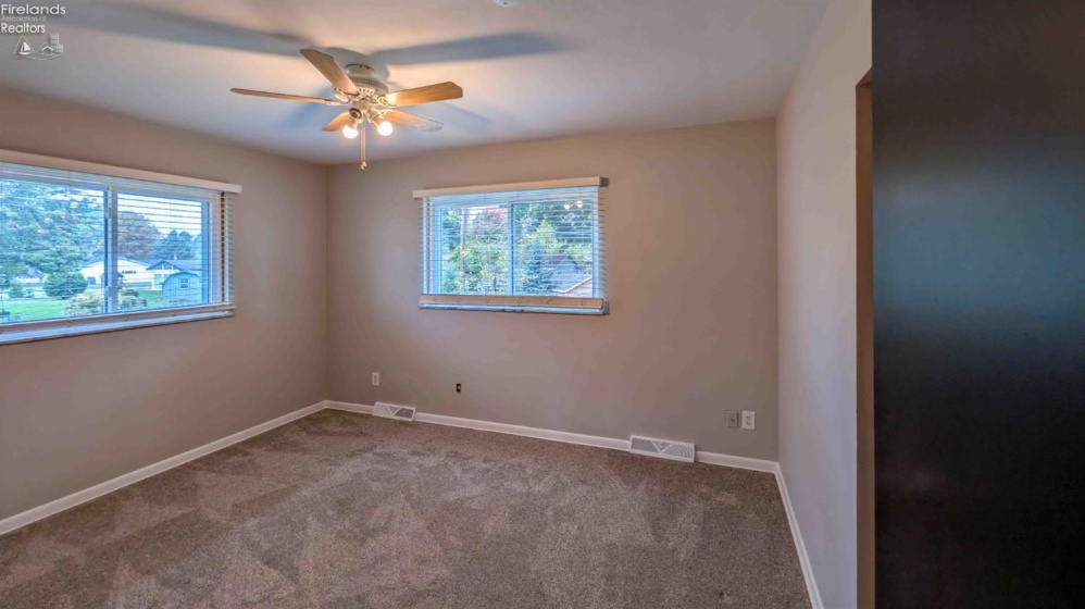 861 Fremont Street, Elmore, 43416, 3 Bedroom Bedrooms, ,2 BathroomBathrooms,Residential,For Sale,Fremont,20264229