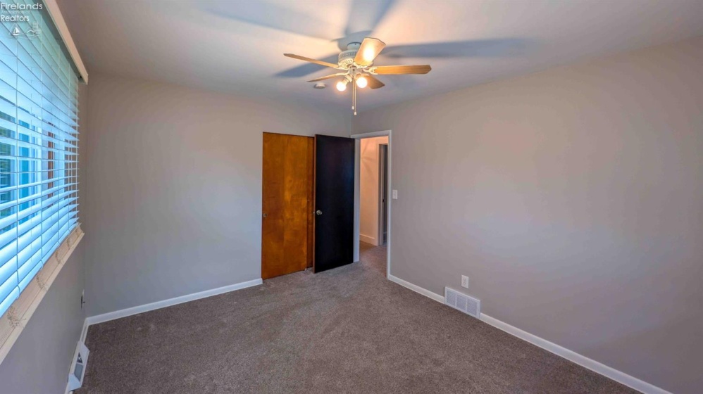 861 Fremont Street, Elmore, 43416, 3 Bedroom Bedrooms, ,2 BathroomBathrooms,Residential,For Sale,Fremont,20264229