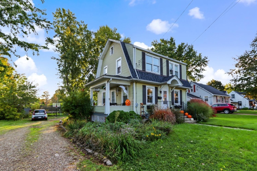 317 Ashland Ave, Ashland, 44805, 3 Bedroom Bedrooms, ,1 BathroomBathrooms,Residential,For Sale,Ashland Ave,20264236