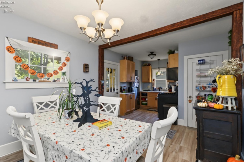 317 Ashland Ave, Ashland, 44805, 3 Bedroom Bedrooms, ,1 BathroomBathrooms,Residential,For Sale,Ashland Ave,20264236