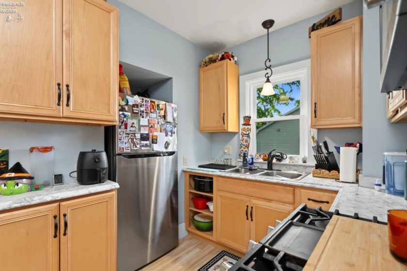 317 Ashland Ave, Ashland, 44805, 3 Bedroom Bedrooms, ,1 BathroomBathrooms,Residential,For Sale,Ashland Ave,20264236
