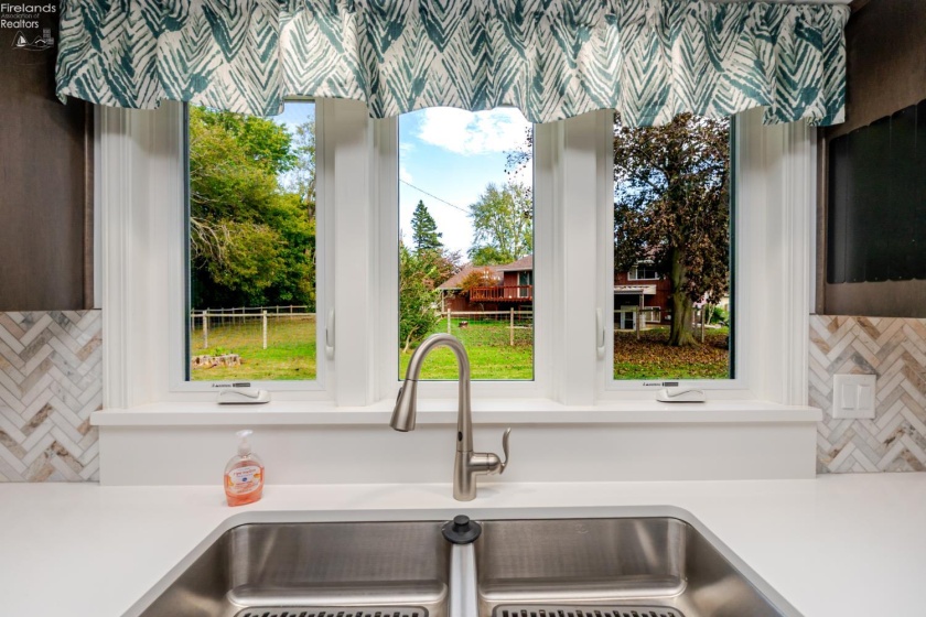 36 Shaker Court, Fremont, 43420, 2 Bedroom Bedrooms, ,3 BathroomBathrooms,Residential,For Sale,Shaker,20263882