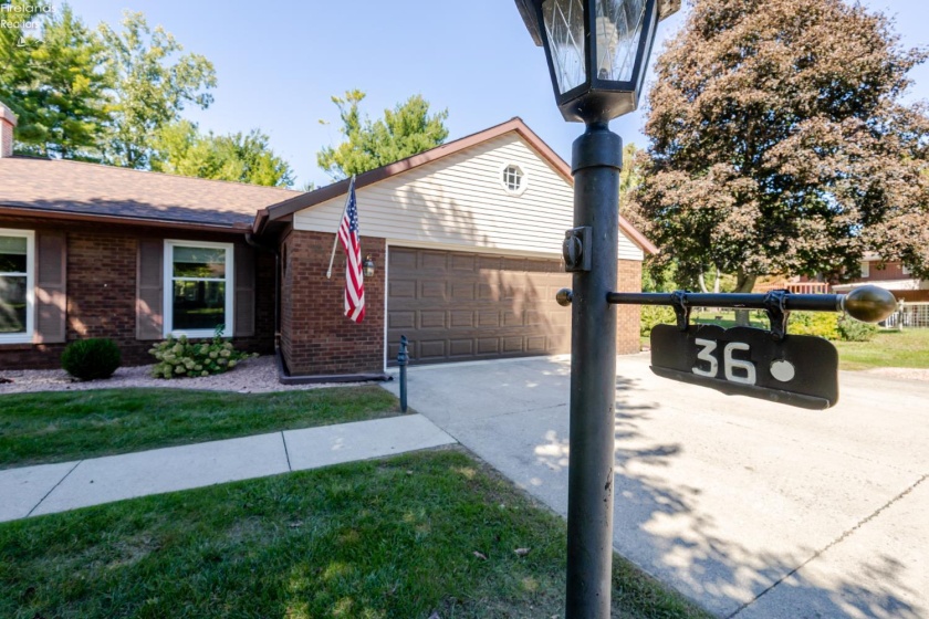 36 Shaker Court, Fremont, 43420, 2 Bedroom Bedrooms, ,3 BathroomBathrooms,Residential,For Sale,Shaker,20263882