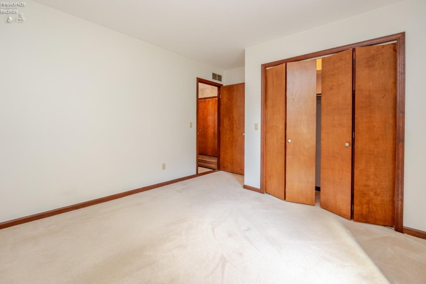 36 Shaker Court, Fremont, 43420, 2 Bedroom Bedrooms, ,3 BathroomBathrooms,Residential,For Sale,Shaker,20263882