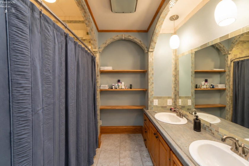 168 Jefferson Street, Tiffin, 44883, 3 Bedroom Bedrooms, ,3 BathroomBathrooms,Residential,For Sale,Jefferson,20264169