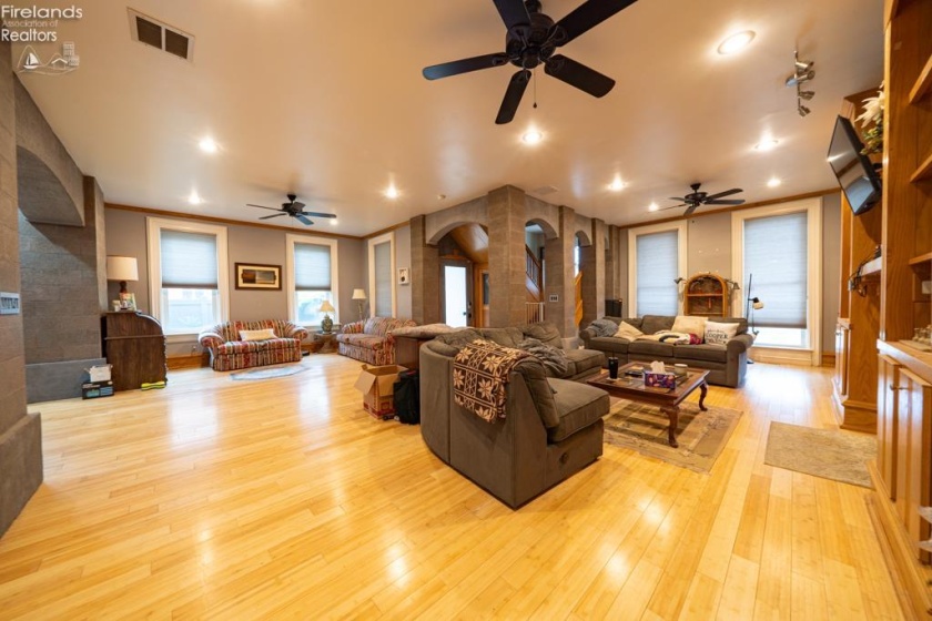 168 Jefferson Street, Tiffin, 44883, 3 Bedroom Bedrooms, ,3 BathroomBathrooms,Residential,For Sale,Jefferson,20264169