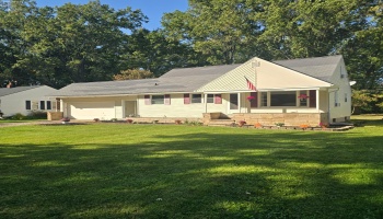 42108 Emerson Court, Elyria, 44035, 3 Bedroom Bedrooms, ,1 BathroomBathrooms,Residential,For Sale,Emerson,20264237