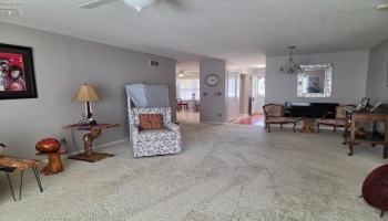 5 Teakwood Court, Tiffin, 44883, 2 Bedroom Bedrooms, ,2 BathroomBathrooms,Residential,For Sale,Teakwood,20264231