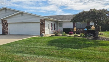 5 Teakwood Court, Tiffin, 44883, 2 Bedroom Bedrooms, ,2 BathroomBathrooms,Residential,For Sale,Teakwood,20264231