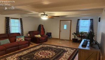 6859 S SR 100, Tiffin, 44883, 2 Bedroom Bedrooms, ,3 BathroomBathrooms,Residential,For Sale,S SR 100,20264238