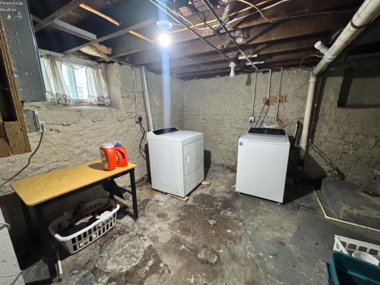 1310 Campbell Street, Sandusky, 44870, 4 Bedroom Bedrooms, ,2 BathroomBathrooms,Residential,For Sale,Campbell,20264228