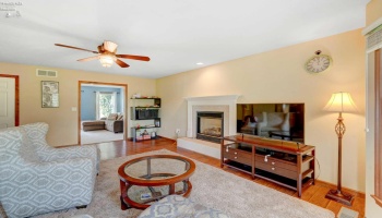 720 Tracht Meadows Drive, Huron, 44839, 4 Bedroom Bedrooms, ,3 BathroomBathrooms,Residential,For Sale,Tracht Meadows,20264240