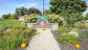 720 Tracht Meadows Drive, Huron, 44839, 4 Bedroom Bedrooms, ,3 BathroomBathrooms,Residential,For Sale,Tracht Meadows,20264240