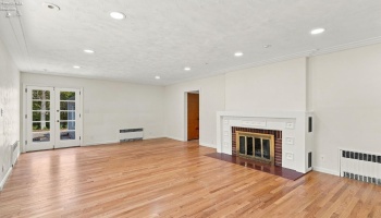 330 Riverside Drive, Tiffin, 44883, 3 Bedroom Bedrooms, ,2 BathroomBathrooms,Residential,For Sale,Riverside,20264246