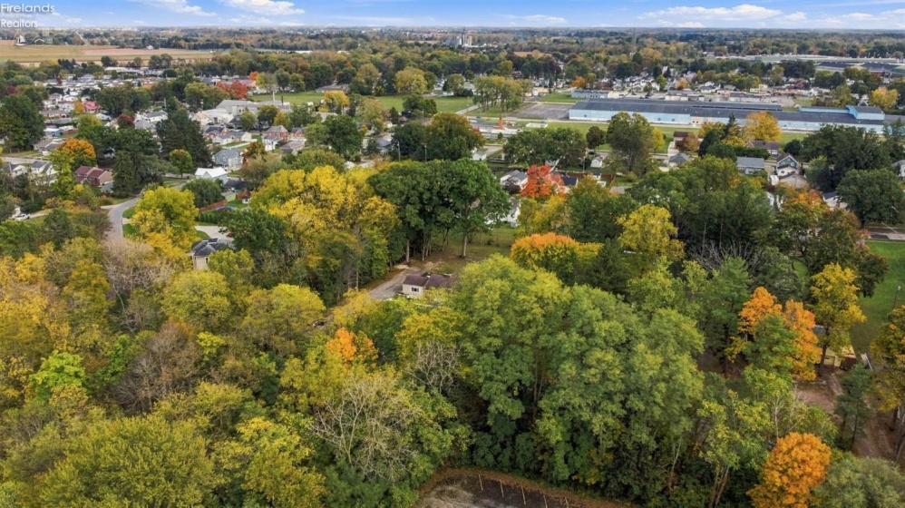 330 Riverside Drive, Tiffin, 44883, 3 Bedroom Bedrooms, ,2 BathroomBathrooms,Residential,For Sale,Riverside,20264246