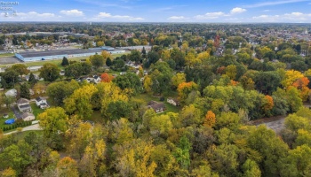 330 Riverside Drive, Tiffin, 44883, 3 Bedroom Bedrooms, ,2 BathroomBathrooms,Residential,For Sale,Riverside,20264246