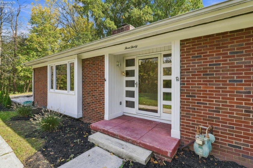 330 Riverside Drive, Tiffin, 44883, 3 Bedroom Bedrooms, ,2 BathroomBathrooms,Residential,For Sale,Riverside,20264246