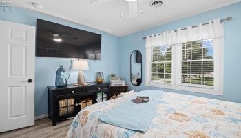 400 Lighthouse Oval, Marblehead, 43440, 2 Bedroom Bedrooms, ,2 BathroomBathrooms,Residential,For Sale,Lighthouse Oval,20264250