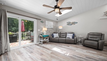 400 Lighthouse Oval, Marblehead, 43440, 2 Bedroom Bedrooms, ,2 BathroomBathrooms,Residential,For Sale,Lighthouse Oval,20264250