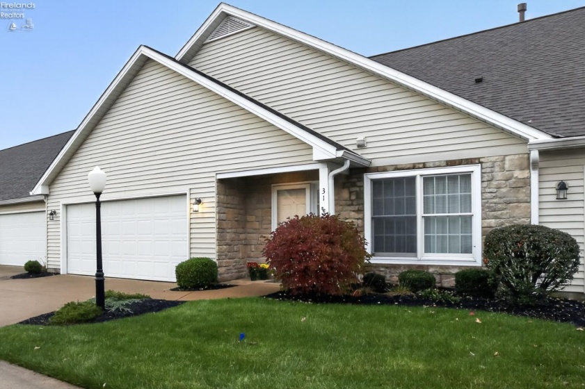 31 Canterbury, Oberlin, 44074, 2 Bedroom Bedrooms, ,2 BathroomBathrooms,Residential,For Sale,Canterbury,20264254