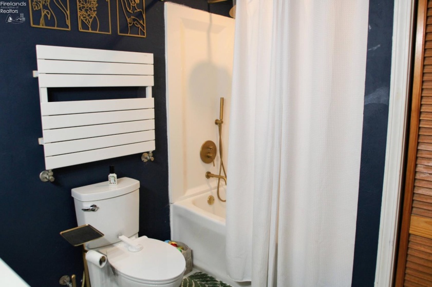 253 Portage Path, Willard, 44890, 2 Bedroom Bedrooms, ,2 BathroomBathrooms,Residential,For Sale,Portage Path,20264172