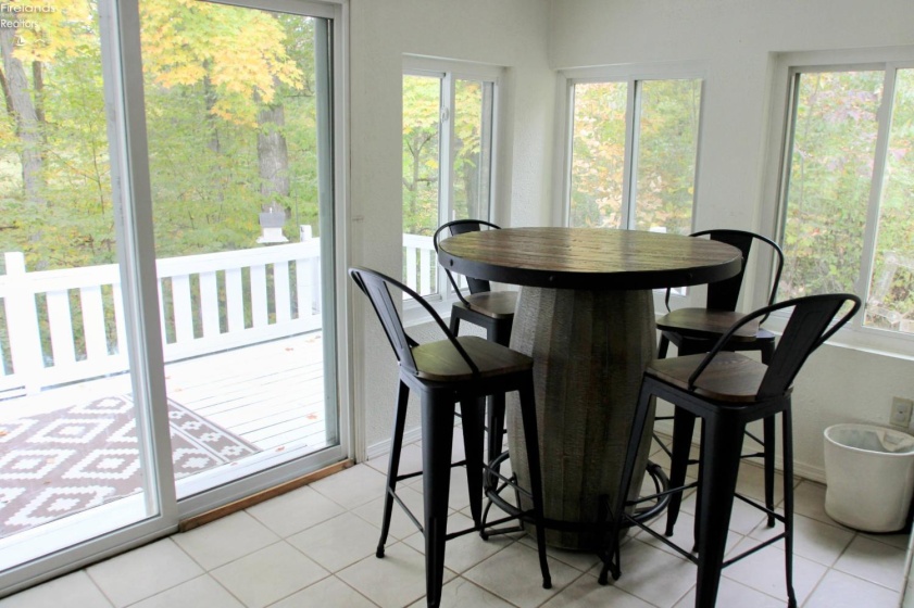 253 Portage Path, Willard, 44890, 2 Bedroom Bedrooms, ,2 BathroomBathrooms,Residential,For Sale,Portage Path,20264172