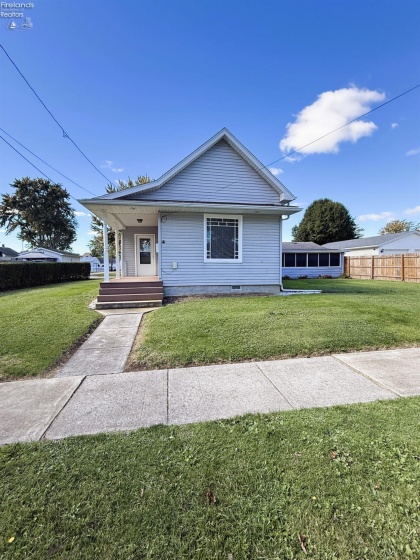 315 Locust Street, Oak Harbor, 43449, 2 Bedroom Bedrooms, ,1 BathroomBathrooms,Residential,For Sale,Locust,20264258