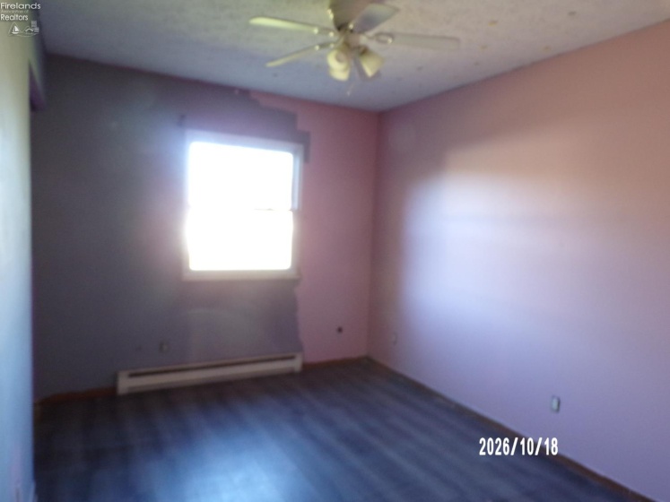 1058 Springwood Drive, Fremont, 43420, 3 Bedroom Bedrooms, ,1 BathroomBathrooms,Residential,For Sale,Springwood,20264262