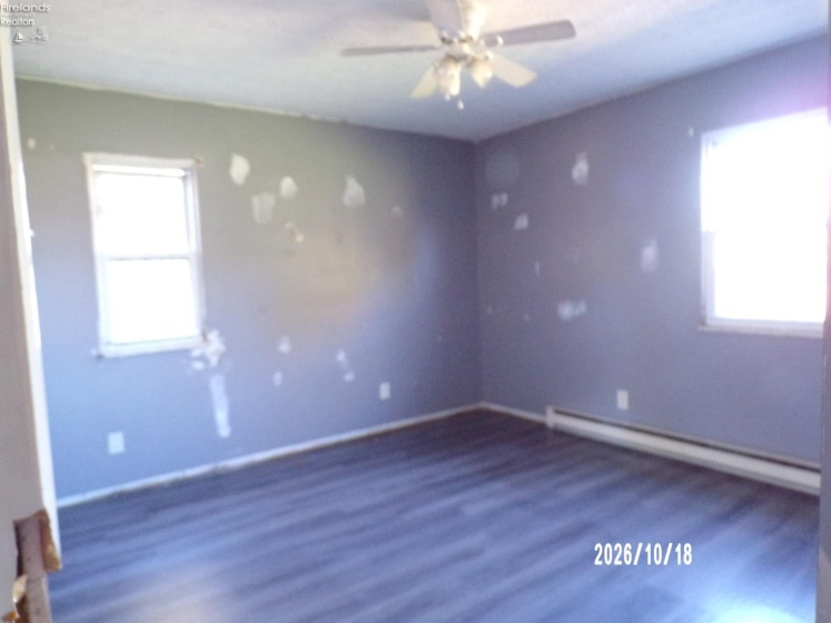 1058 Springwood Drive, Fremont, 43420, 3 Bedroom Bedrooms, ,1 BathroomBathrooms,Residential,For Sale,Springwood,20264262