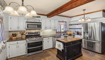 607 Main Street, Bellevue, 44811, 4 Bedroom Bedrooms, ,2 BathroomBathrooms,Residential,For Sale,Main,20263836
