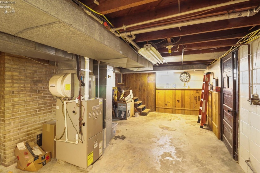 607 Main Street, Bellevue, 44811, 4 Bedroom Bedrooms, ,2 BathroomBathrooms,Residential,For Sale,Main,20263836
