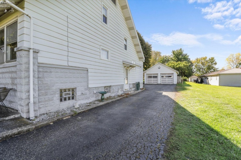 607 Main Street, Bellevue, 44811, 4 Bedroom Bedrooms, ,2 BathroomBathrooms,Residential,For Sale,Main,20263836
