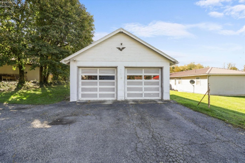 607 Main Street, Bellevue, 44811, 4 Bedroom Bedrooms, ,2 BathroomBathrooms,Residential,For Sale,Main,20263836