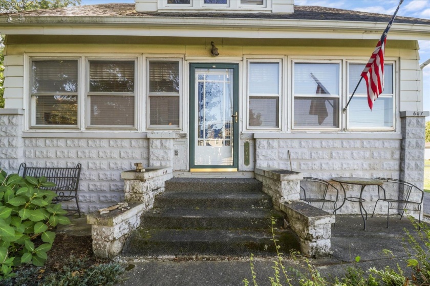 607 Main Street, Bellevue, 44811, 4 Bedroom Bedrooms, ,2 BathroomBathrooms,Residential,For Sale,Main,20263836