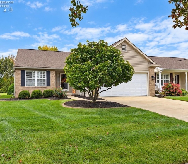 7032 Longwater Dr., Maumee, 43537, 2 Bedroom Bedrooms, ,2 BathroomBathrooms,Residential,For Sale,Longwater Dr.,20264075