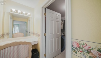 7032 Longwater Dr., Maumee, 43537, 2 Bedroom Bedrooms, ,2 BathroomBathrooms,Residential,For Sale,Longwater Dr.,20264075