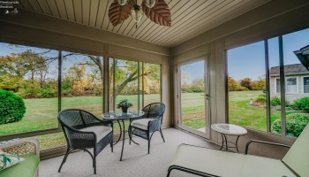 7032 Longwater Dr., Maumee, 43537, 2 Bedroom Bedrooms, ,2 BathroomBathrooms,Residential,For Sale,Longwater Dr.,20264075