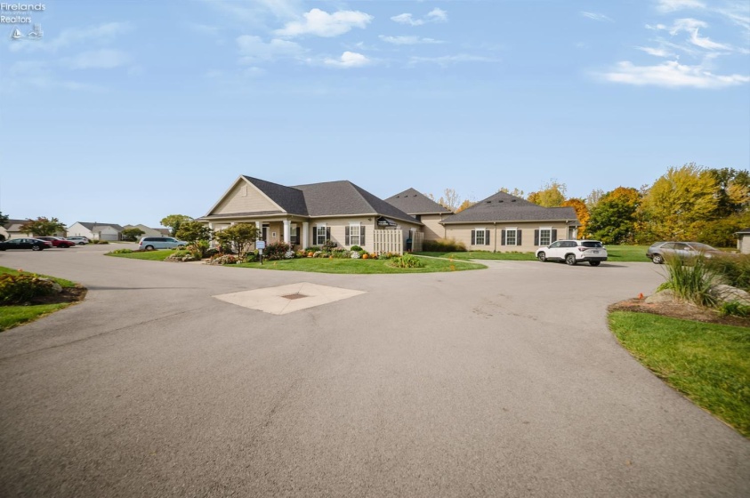 7032 Longwater Dr., Maumee, 43537, 2 Bedroom Bedrooms, ,2 BathroomBathrooms,Residential,For Sale,Longwater Dr.,20264075