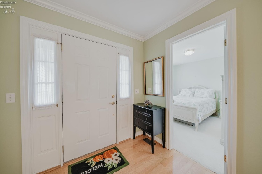 7032 Longwater Dr., Maumee, 43537, 2 Bedroom Bedrooms, ,2 BathroomBathrooms,Residential,For Sale,Longwater Dr.,20264075