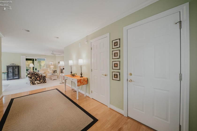 7032 Longwater Dr., Maumee, 43537, 2 Bedroom Bedrooms, ,2 BathroomBathrooms,Residential,For Sale,Longwater Dr.,20264075