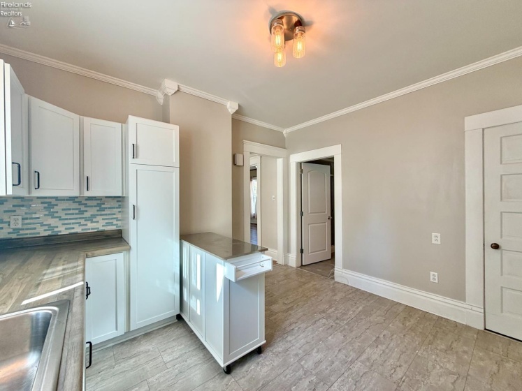 230 Euclid Avenue, Bellevue, 44811, 3 Bedroom Bedrooms, ,2 BathroomBathrooms,Residential,For Sale,Euclid,20263980